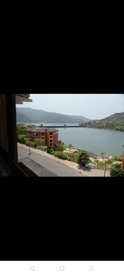 2Bhk Lake View Apartment Lavasa Exterior photo